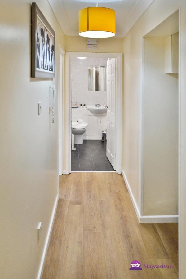 Station 1 Bed Apartment - Stayseekers Salisbury Eksteriør bilde